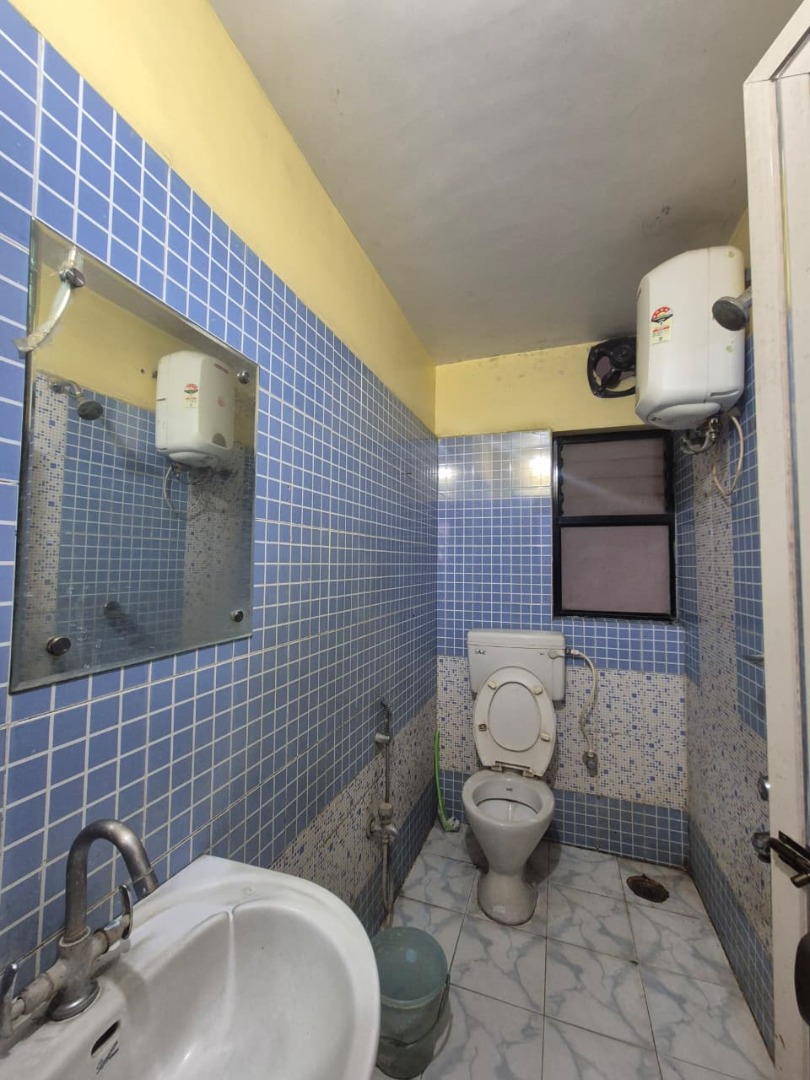Semi Furnished 3bhk in Kahilipara, Guwahati, Assam, India for Rent